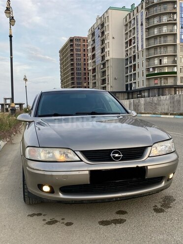 Opel Vectra 1997, 262,000 km - 1.8 l - Sumqayıt