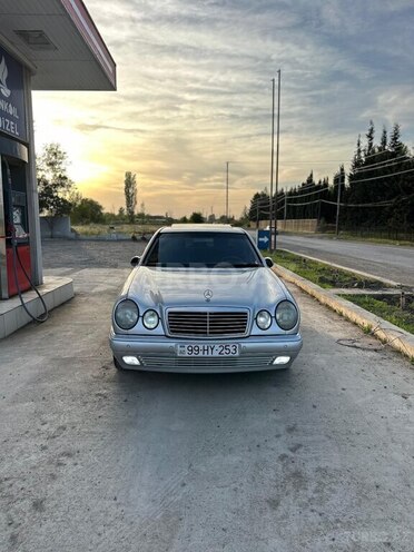 Mercedes E 240 1999, 310,924 km - 2.4 л - Sabirabad
