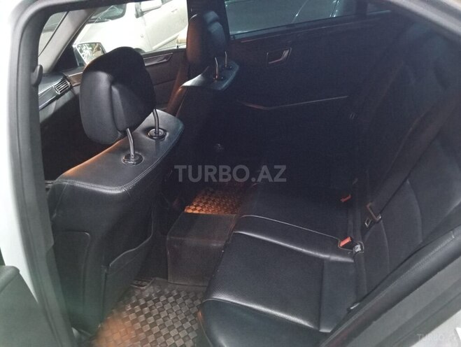 Mercedes E 220 d 2009, 242,000 km - 2.2 l - Bakı