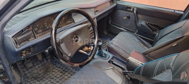Mercedes 190 1990, 42,500 km - 2.0 л - Bakı