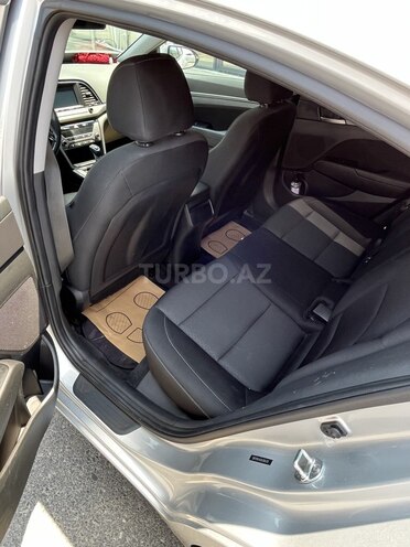 Hyundai Elantra 2017, 154,497 km - 1.4 л - Bakı