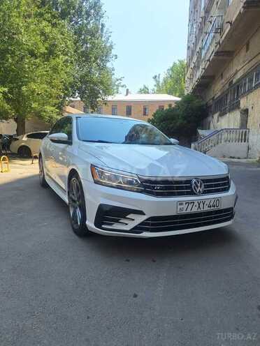Volkswagen Passat 2016, 225,000 km - 1.8 l - Bakı