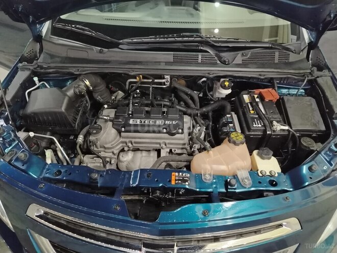 Chevrolet Cobalt-11