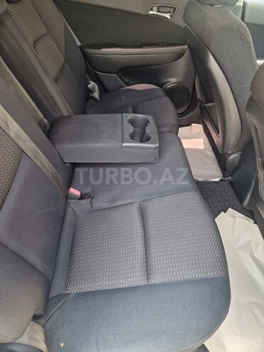 Hyundai i30-7