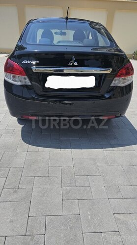 Mitsubishi Attrage 2015, 37,600 km - 1.2 l - Bakı