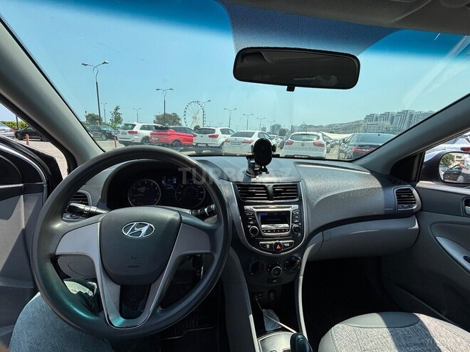 Hyundai Accent 2016, 241,402 km - 1.6 l - Bakı