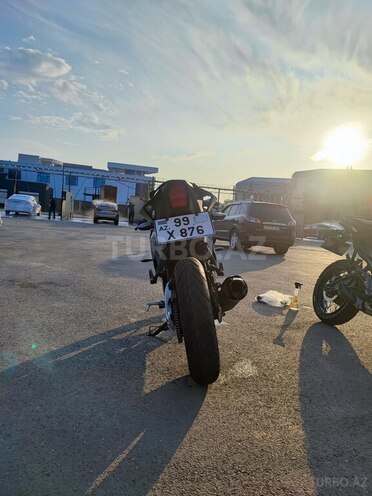 Yamaha R15M-6
