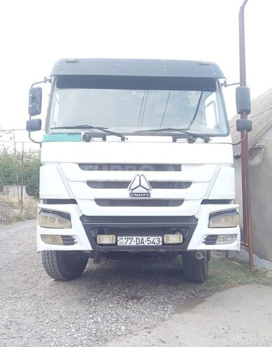 HOWO Sinotruk 2011, 270,000 km - 9.7 l - Sumqayıt