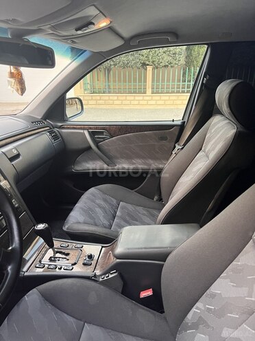 Mercedes E 240 2000, 382,000 km - 2.4 l - Bakı