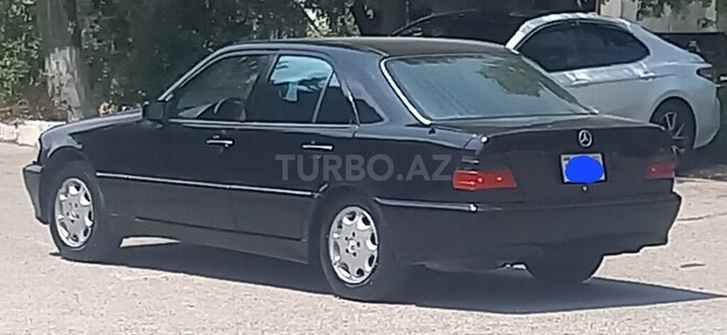 Mercedes C 220 1995, 313,000 km - 2.2 l - Bakı