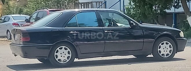 Mercedes C 220 1995, 313,000 km - 2.2 l - Bakı