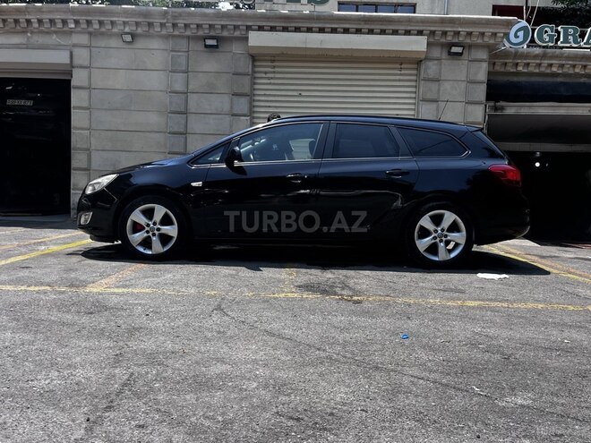 Opel Astra 2012, 320,000 km - 1.3 l - Bakı