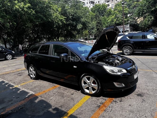 Opel Astra 2012, 320,000 km - 1.3 l - Bakı