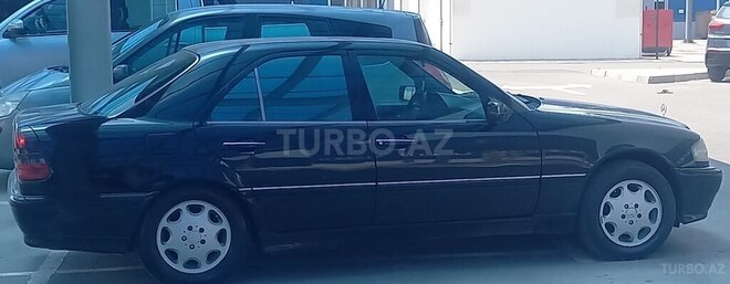 Mercedes C 220 1995, 313,000 km - 2.2 l - Bakı
