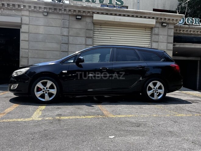 Opel Astra 2012, 320,000 km - 1.3 l - Bakı