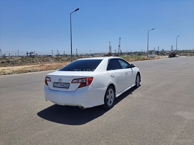 Toyota Camry 2011, 240,000 km - 2.5 л - Bakı