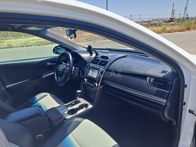 Toyota Camry 2011, 240,000 km - 2.5 л - Bakı