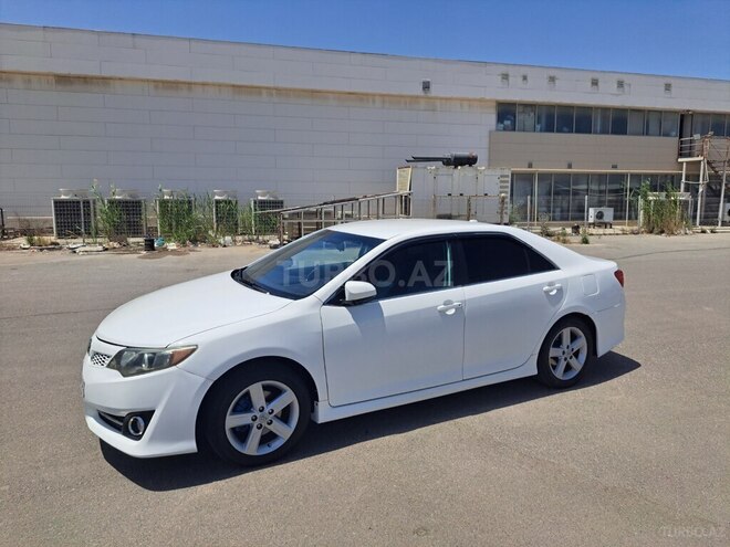 Toyota Camry 2011, 240,000 km - 2.5 л - Bakı