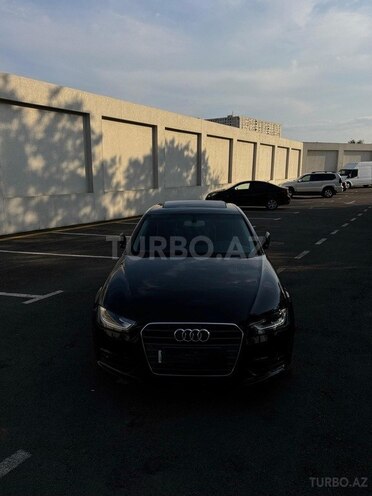 Audi A4 2015, 162,000 km - 1.8 л - Bakı