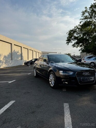 Audi A4 2015, 162,000 km - 1.8 л - Bakı
