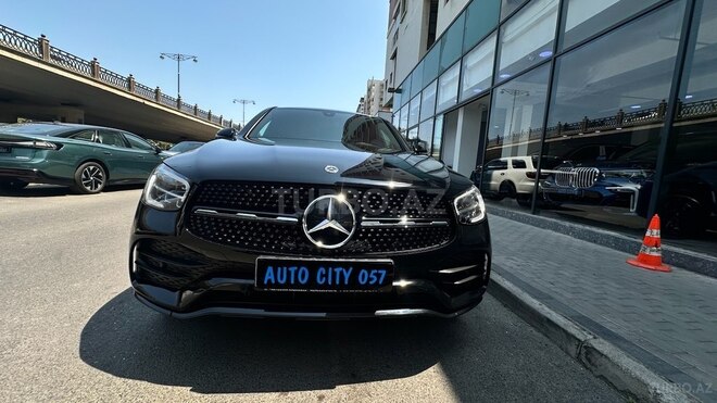 Mercedes GLC 200 4MATIC+ Coupe-1