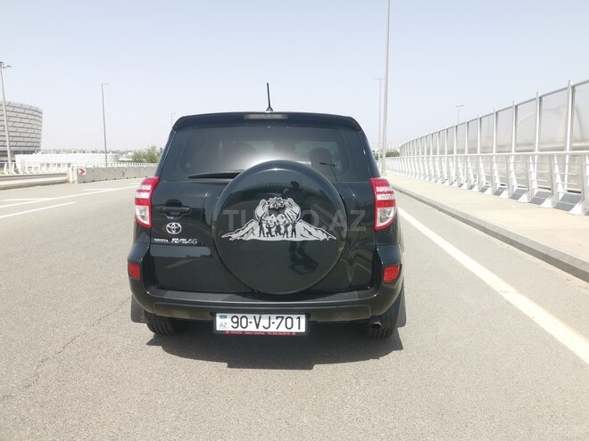 Toyota RAV4 2010, 174,000 km - 2.0 l - Bakı