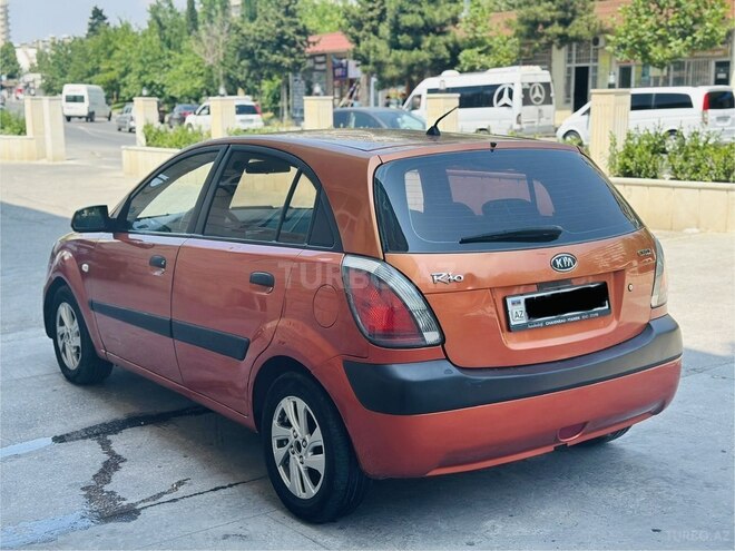 Kia Rio 2006, 298,000 km - 1.5 l - Bakı