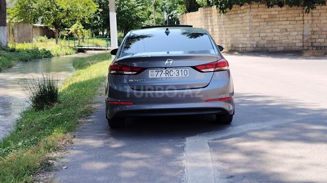 Hyundai Elantra 2017, 84,000 km - 2.0 l - Göyçay