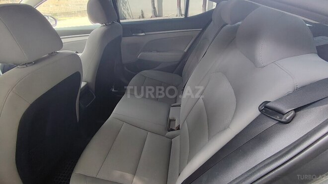 Hyundai Elantra 2017, 84,000 km - 2.0 l - Göyçay