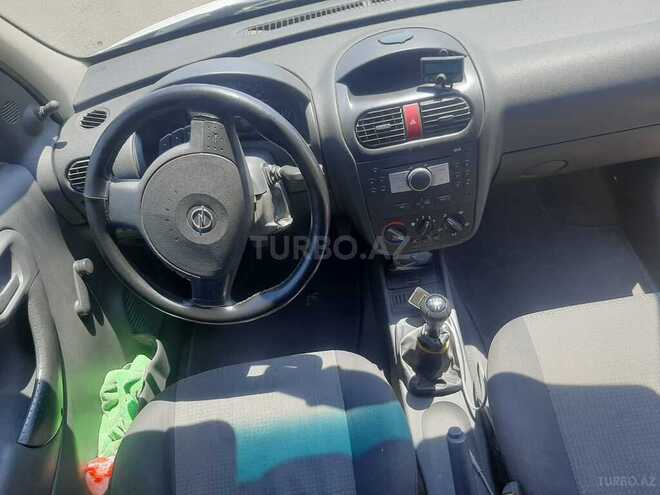 Opel Combo-4