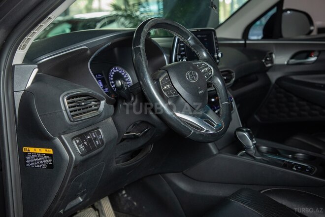Hyundai Santa Fe-11