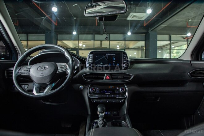 Hyundai Santa Fe-14