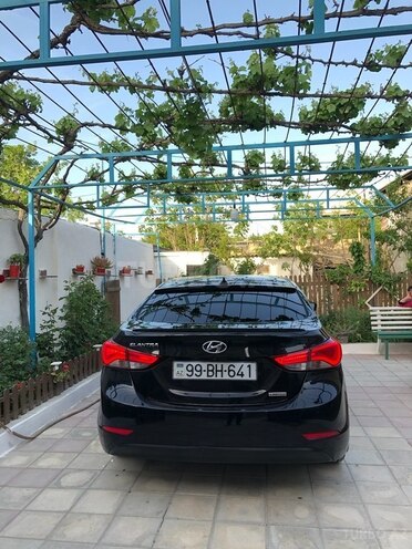 Hyundai Elantra 2015, 187,000 km - 1.8 l - Bakı