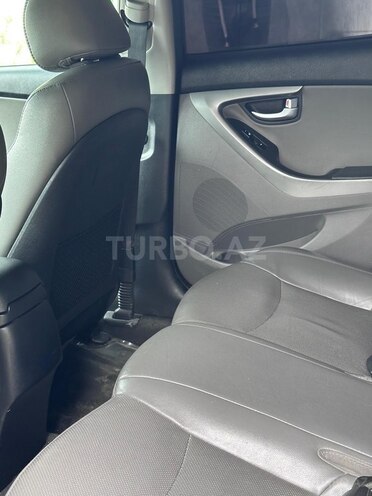 Hyundai Elantra 2015, 187,000 km - 1.8 l - Bakı