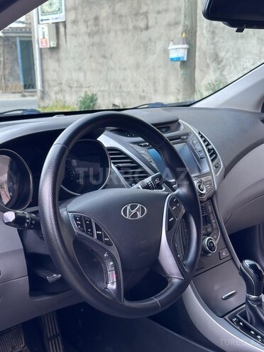 Hyundai Elantra 2015, 187,000 km - 1.8 l - Bakı