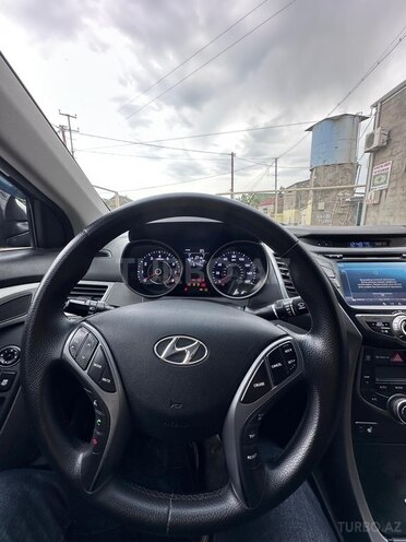 Hyundai Elantra 2015, 187,000 km - 1.8 l - Bakı