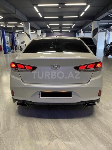 Hyundai Sonata-3