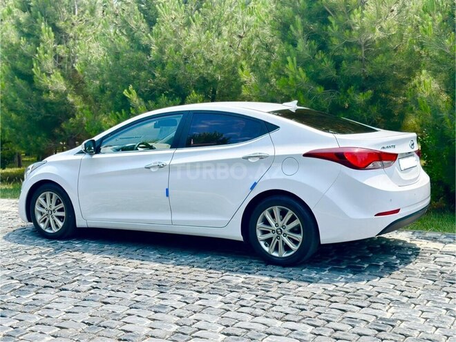 Hyundai Avante 2015, 157,000 km - 1.6 l - Bakı