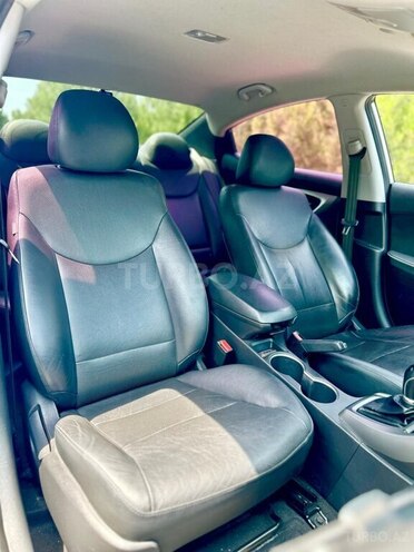 Hyundai Avante 2015, 157,000 km - 1.6 l - Bakı