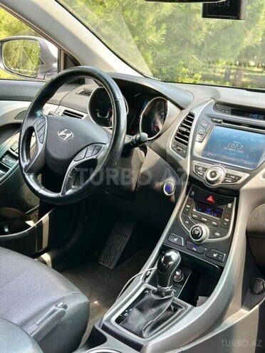 Hyundai Avante 2015, 157,000 km - 1.6 l - Bakı