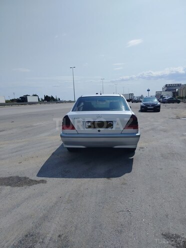 Mercedes C 240 1998, 290,000 km - 2.4 l - Ağcabədi