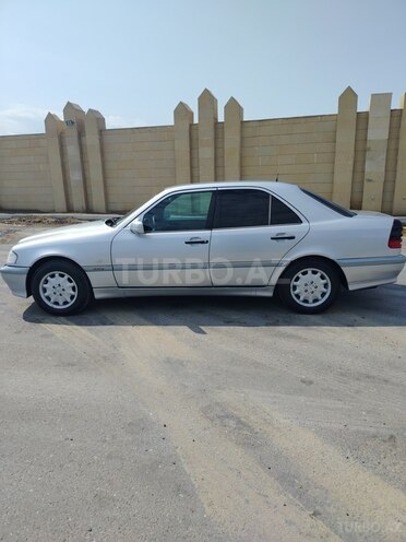 Mercedes C 240 1998, 290,000 km - 2.4 l - Ağcabədi