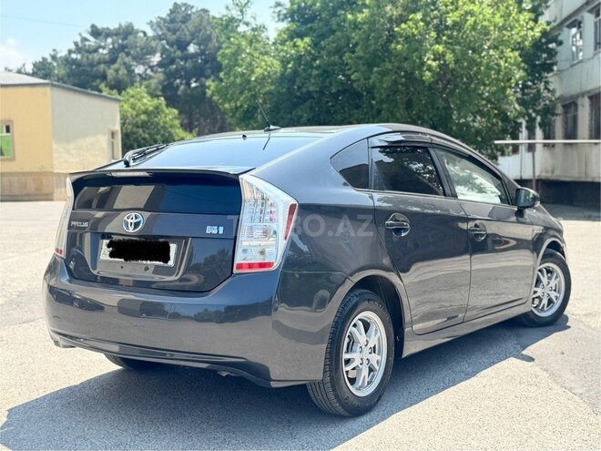 Toyota Prius 2011, 350,000 km - 1.8 l - Sumqayıt