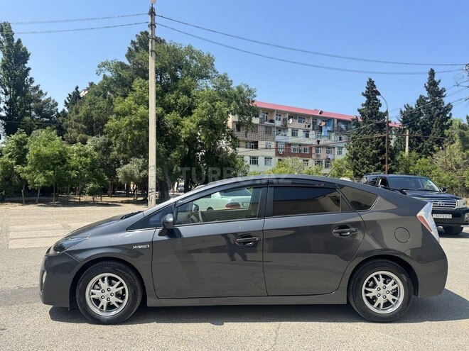 Toyota Prius 2011, 350,000 km - 1.8 l - Sumqayıt