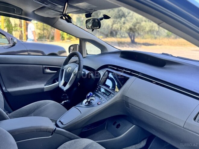 Toyota Prius 2011, 350,000 km - 1.8 l - Sumqayıt