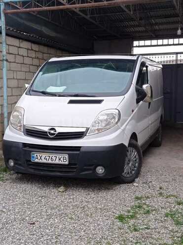 Opel Vivaro 2008, 270,000 km - 2.5 l - Şamaxı