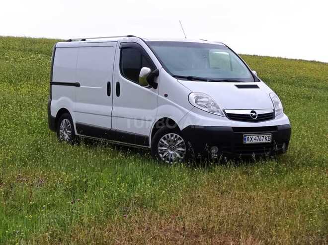 Opel Vivaro 2008, 270,000 km - 2.5 l - Şamaxı