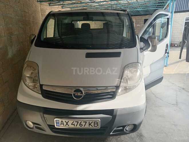 Opel Vivaro 2008, 270,000 km - 2.5 l - Şamaxı