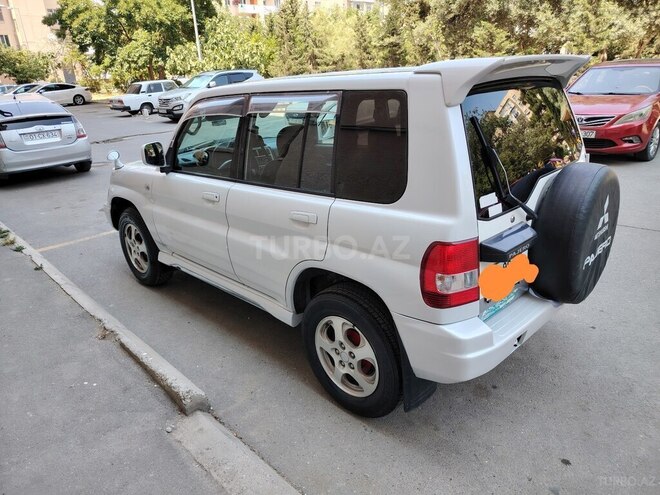 Mitsubishi Pajero io 1999, 283,000 km - 1.8 l - Bakı