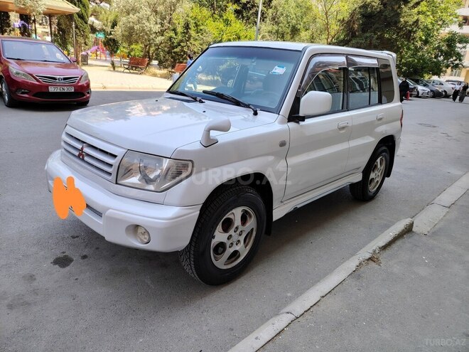 Mitsubishi Pajero io 1999, 283,000 km - 1.8 l - Bakı